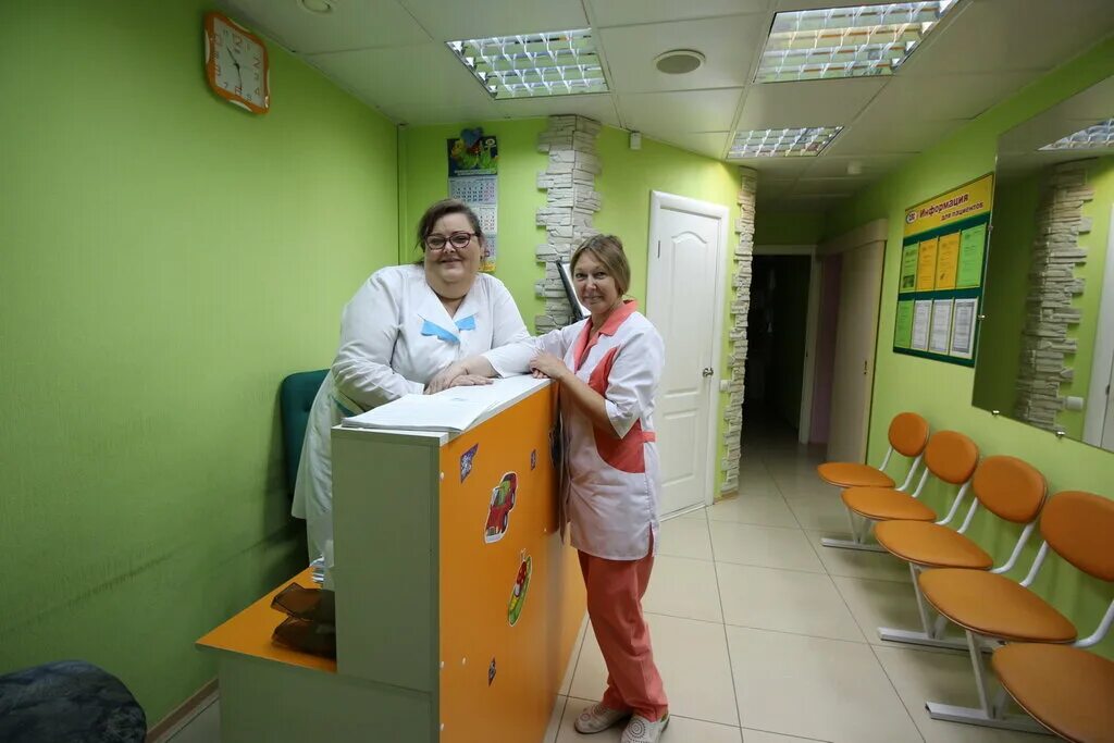 Торговый центр на березовой бердск. Лунная 19а бердск диагностический центр гинеколог. Лаборатория бердск. Улица ленина стоматология. Сиблабсервис бердск красная сибирь.