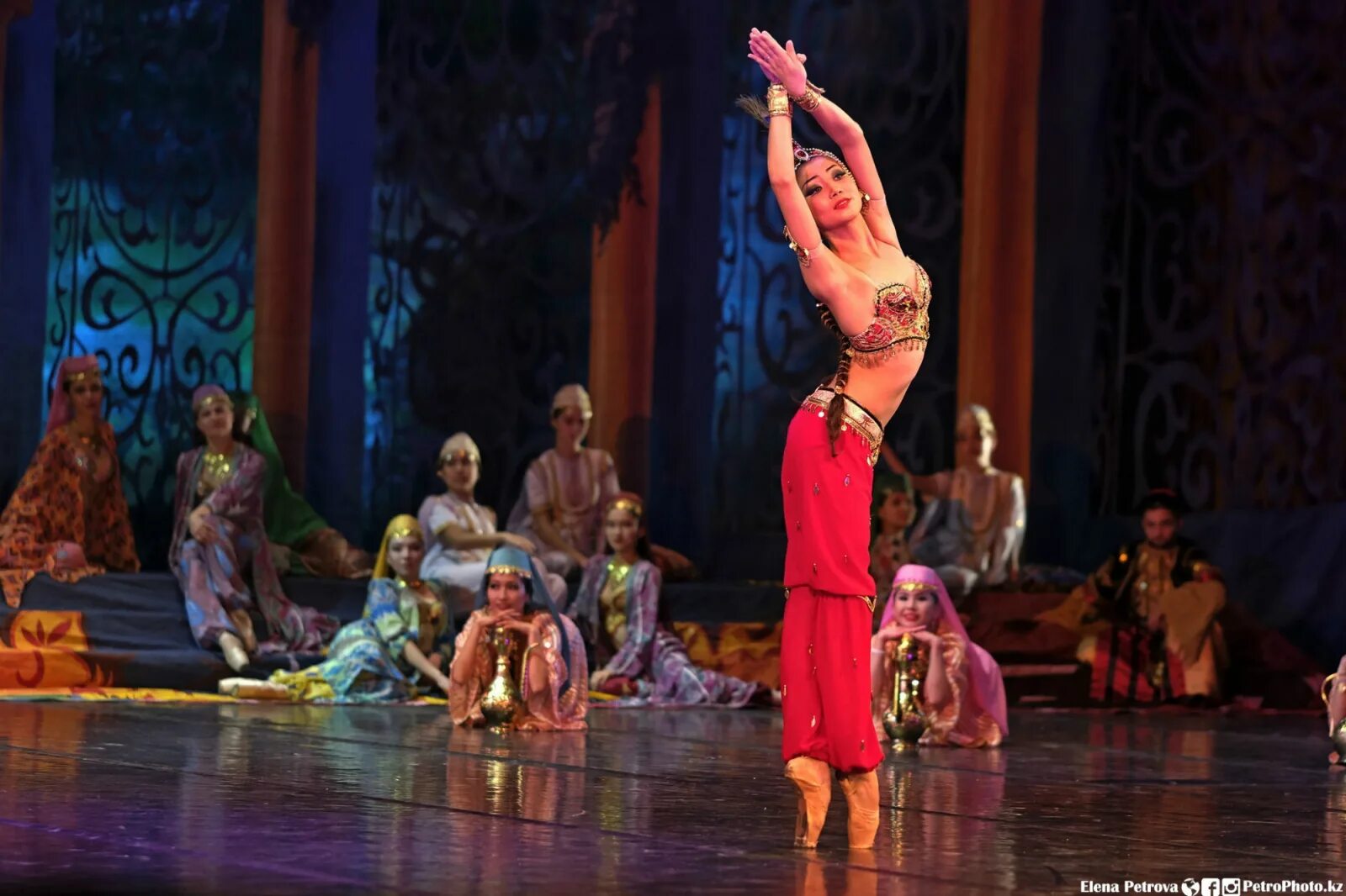 Бахчисарайский фонтан мариинский театр. Бахчисарайский фонтан балет мариинский театр. Бахчисарайский фонтан мариинский театр. Борис асафьев бахчисарайский фонтан. Бахчисарайский фонтан балет мариинский театр.