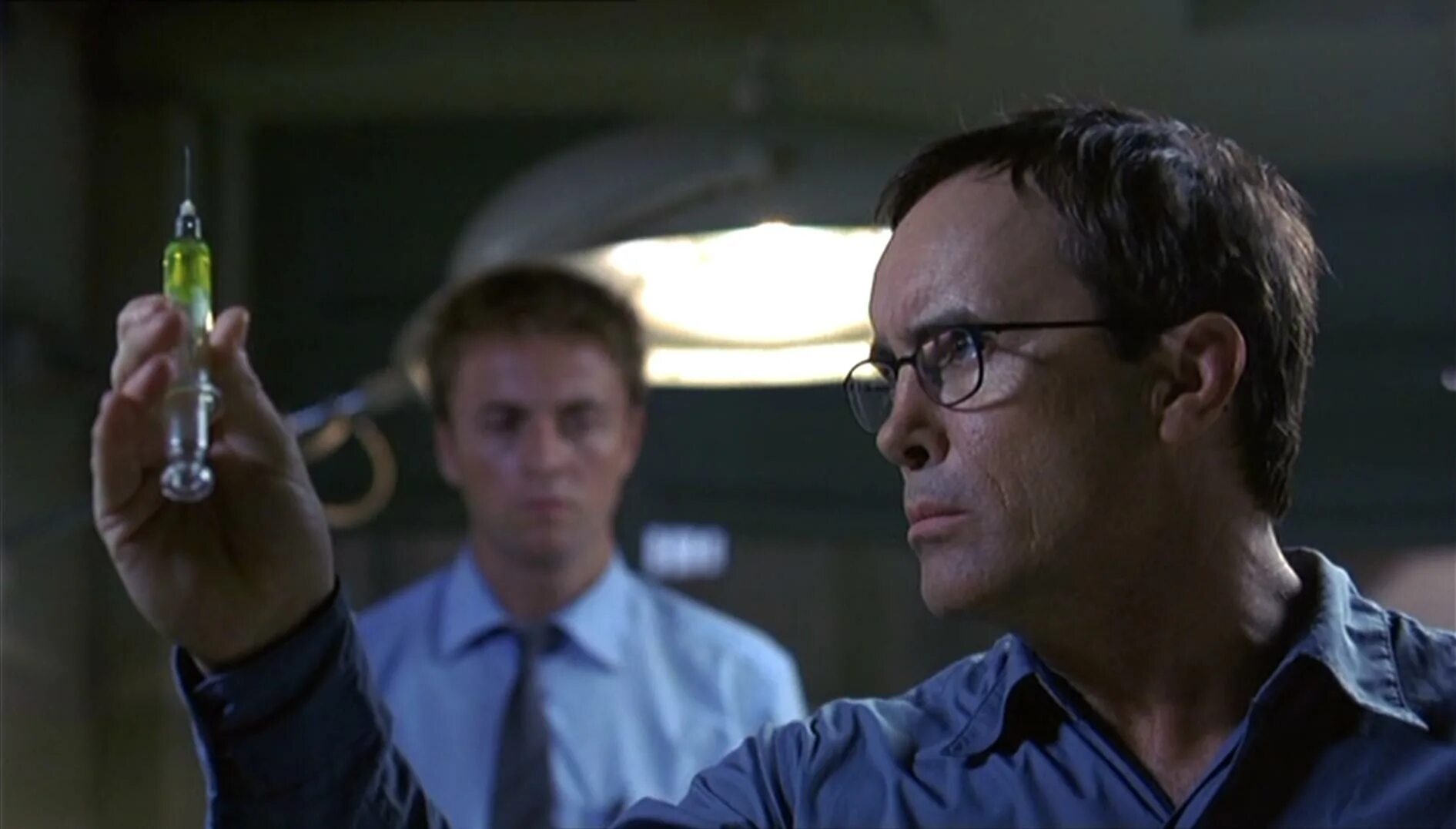 Возвращение реаниматора. Возвращение реаниматора (2003) (beyond re-animator). возвращение реаниматора фильм. джеффри комбс реаниматор.