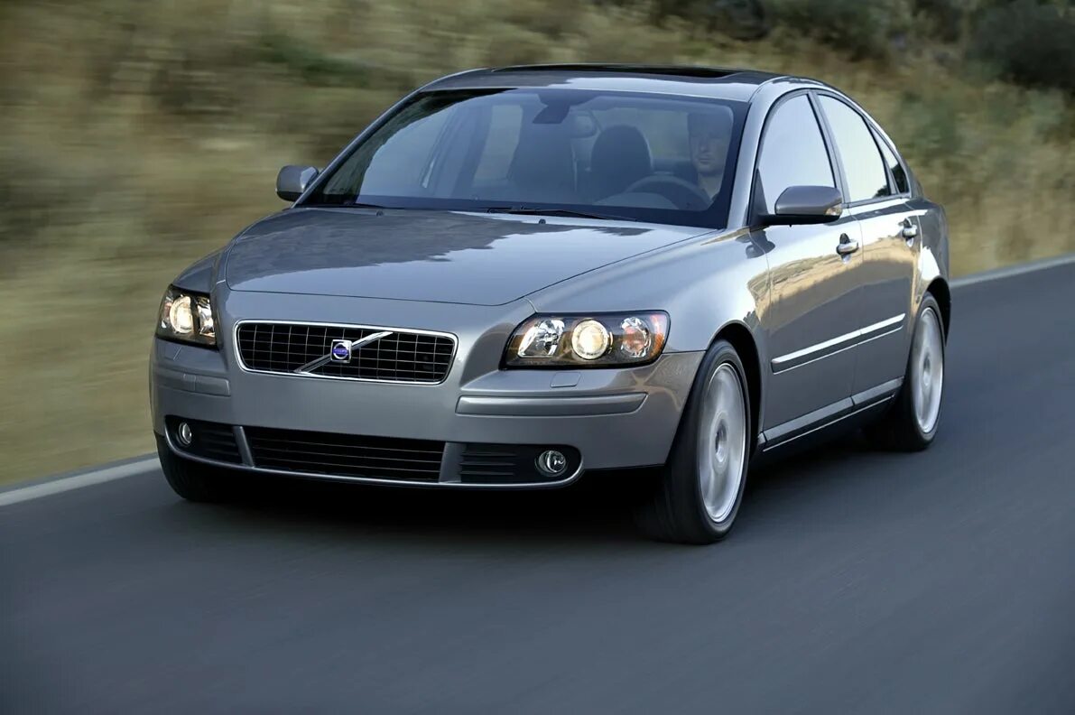 Купить вольво автомат. Volvo s40. Volvo s40 2004. Вольво s40 дорест. Volvo s40 2004-2012.