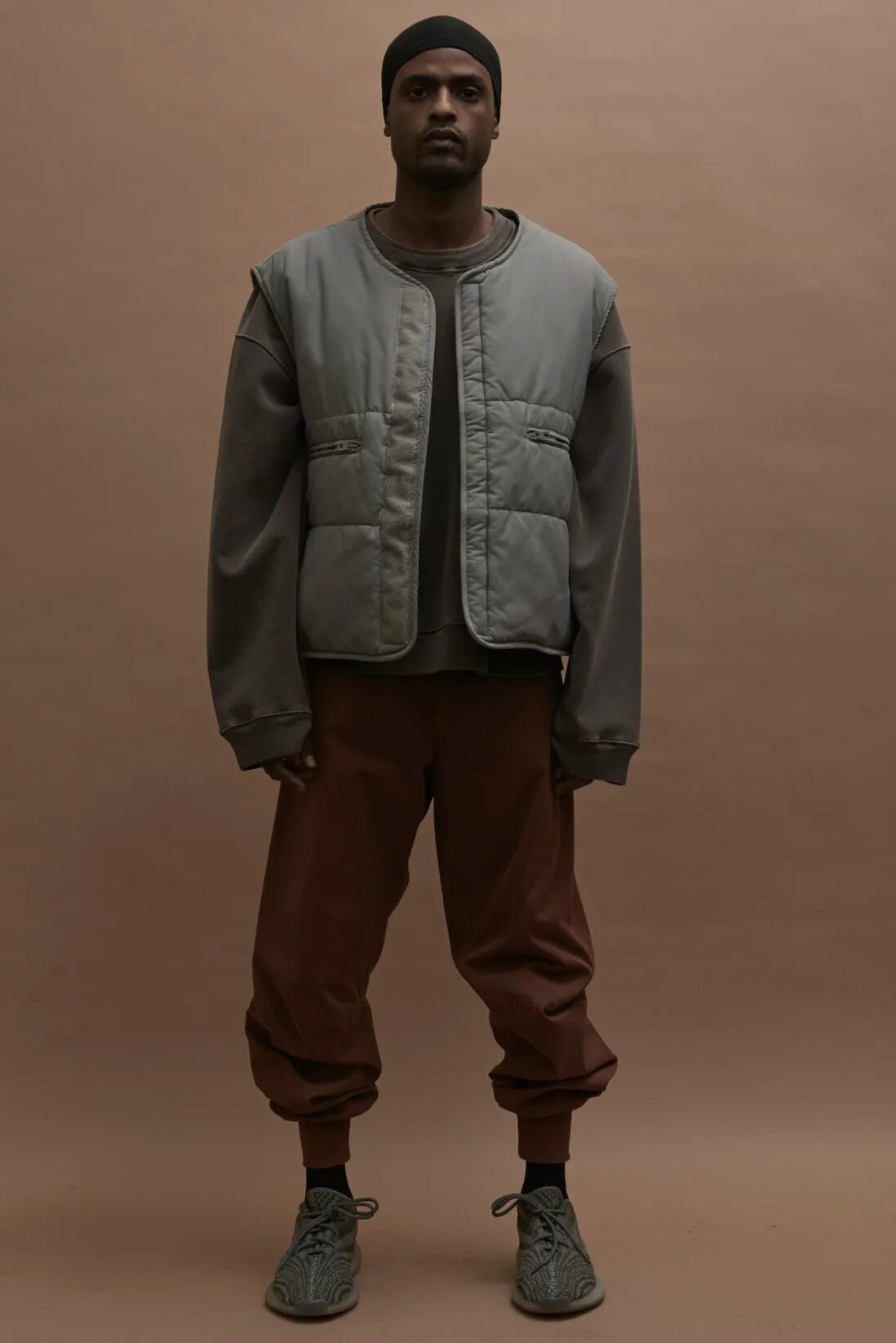 Одежда Yeezy Kanye West. Канье Уэст одежда Yeezy. Канье Уэст Fashion. Yeezy одежда