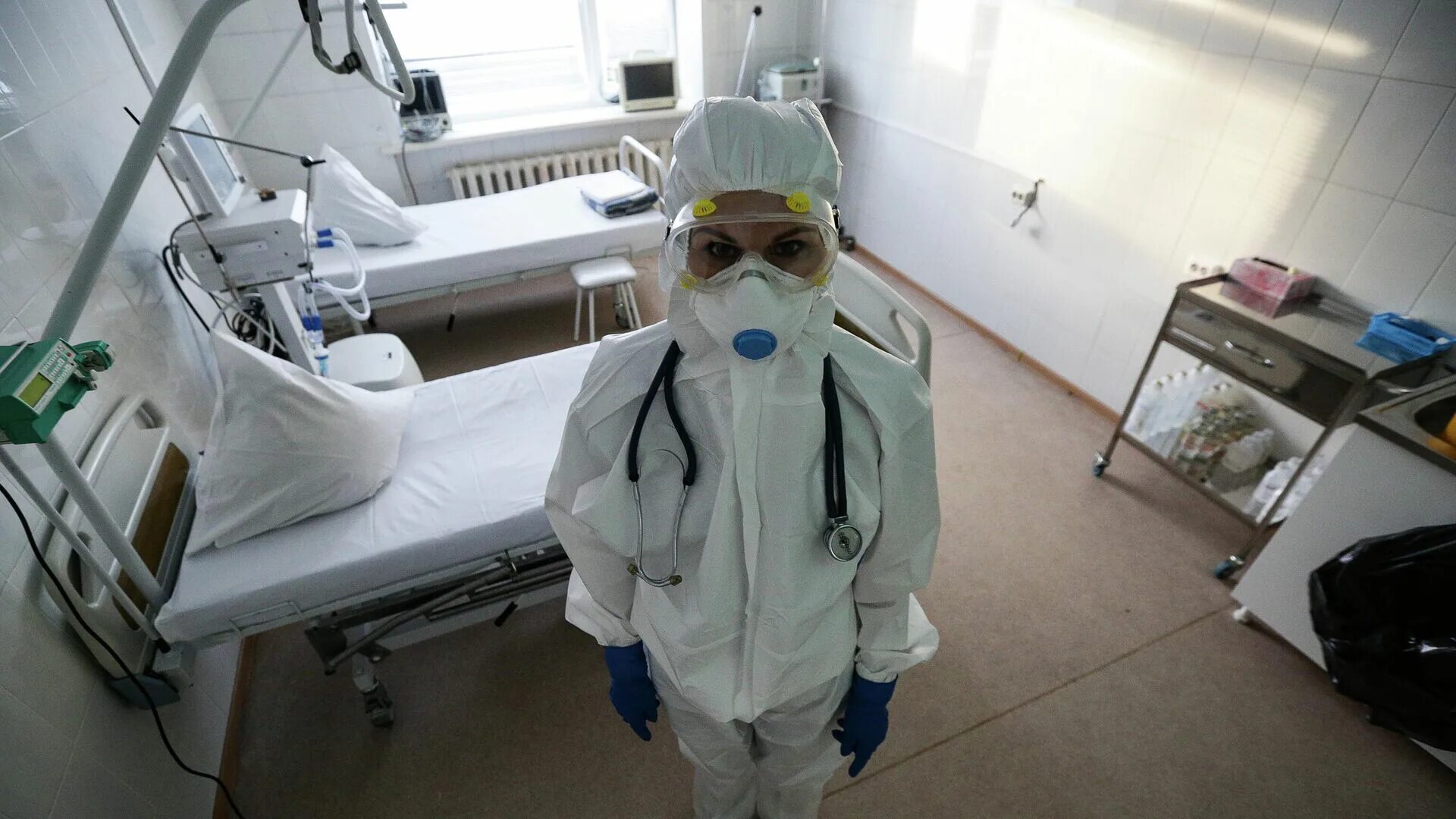 Почему умирают от коронавируса. Карона вируса не существует. Самые чатьы случаи смерти. Почему умирают от коронавируса. Доктор какую причину писать пиши коронавирус.