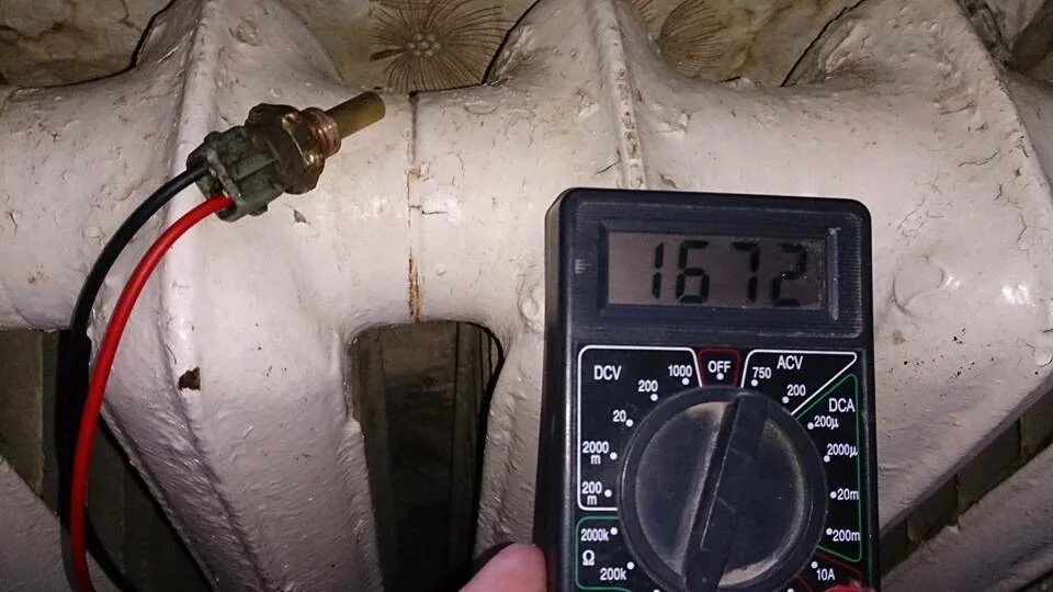 Проблемы с датчиком температуры. Датчики ож змз 406. сопротивление датчика температуры змз 406. сопротивление датчика распредвала змз 406 мультиметром. датчик температуры змз 406.