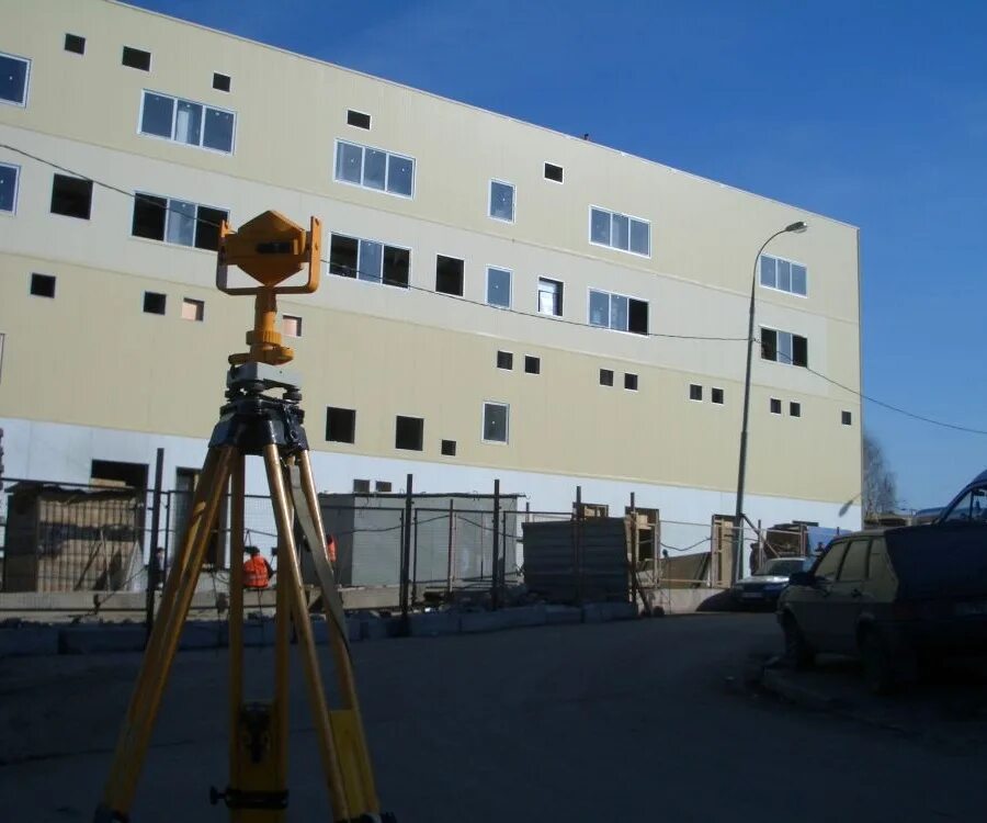 инженерно-геодезические изыскания для строительства. геодезическая здания. съемка фасадов тахеометром. геодезический мониторинг деформаций зданий и сооружений. инженерно-геодезические изыскания.
