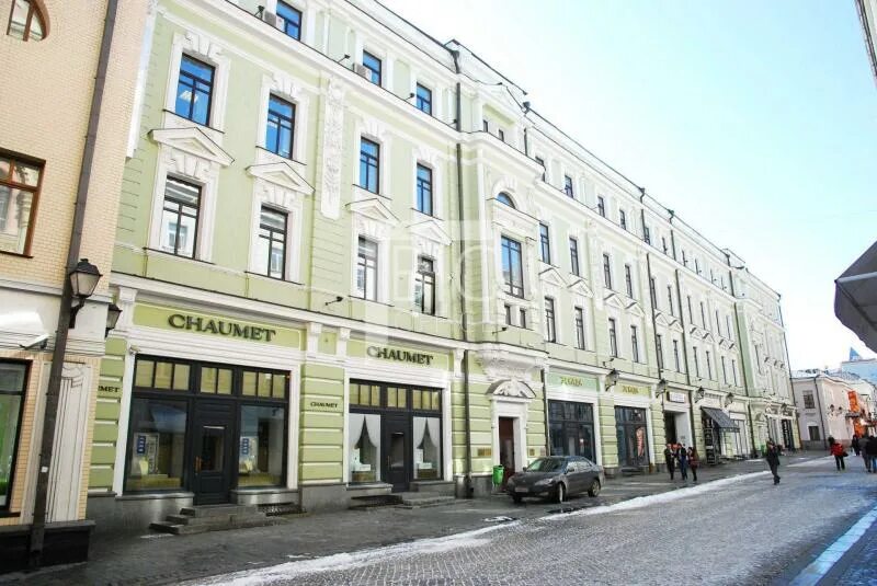 Столешников переулок метро ближайшее