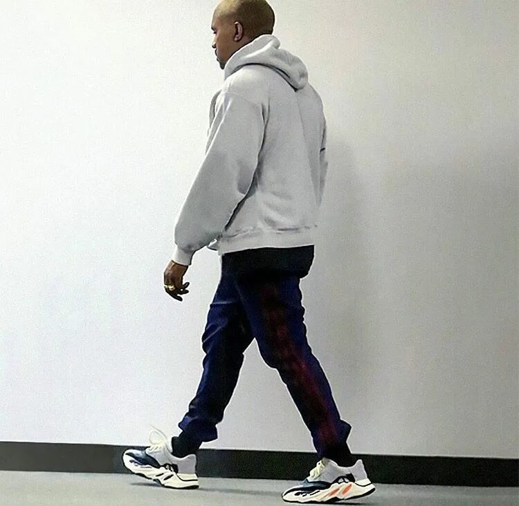 Kanye west running. Kanye west yeezy 700. kanye west yeezy boost 700. адидас канье уэст 700. adidas yeezy 700 kanye west.