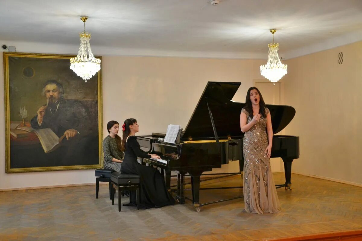 Музучилище сургут. Оренбургский колледж искусств фортепианное отделение 2009 год. Можно ли поступить в музыкальную училище. Колледж братск музыкальный. Музыкальное училище мусоргского.