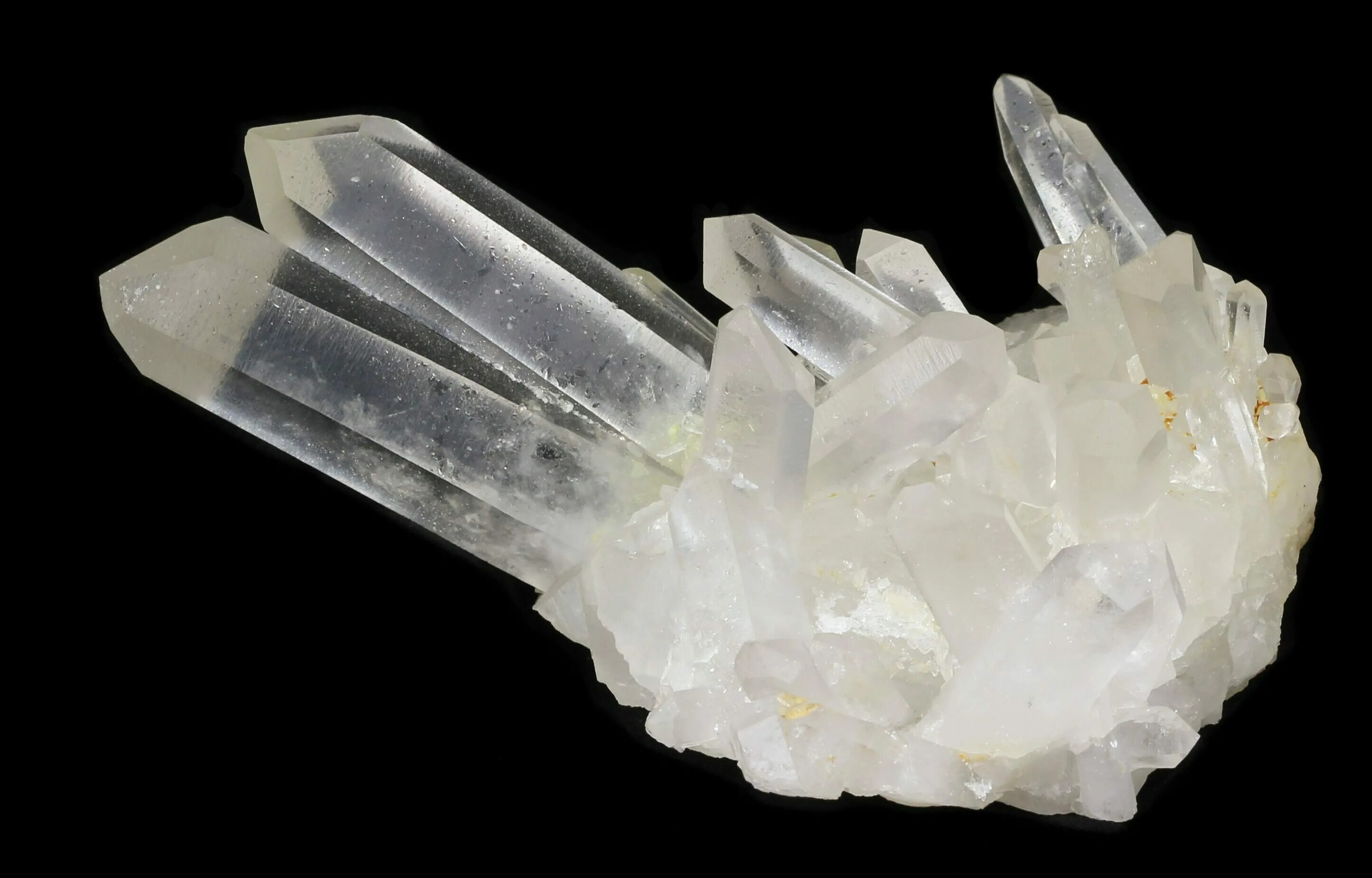 Quartz crystal. Кварц минерал. Кварц soz3. Кварц пьезоэлектрик. Пылевидный кварц камень.