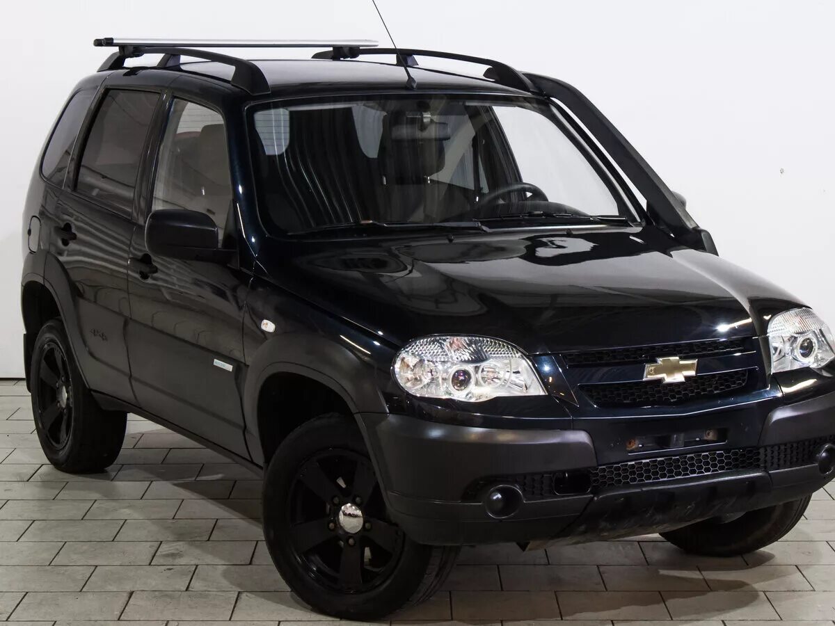 Шнива авито. Chevrolet Niva. Chevrolet Niva 1.7 MT. Chevrolet Niva 2015. Chevrolet Niva 2018.