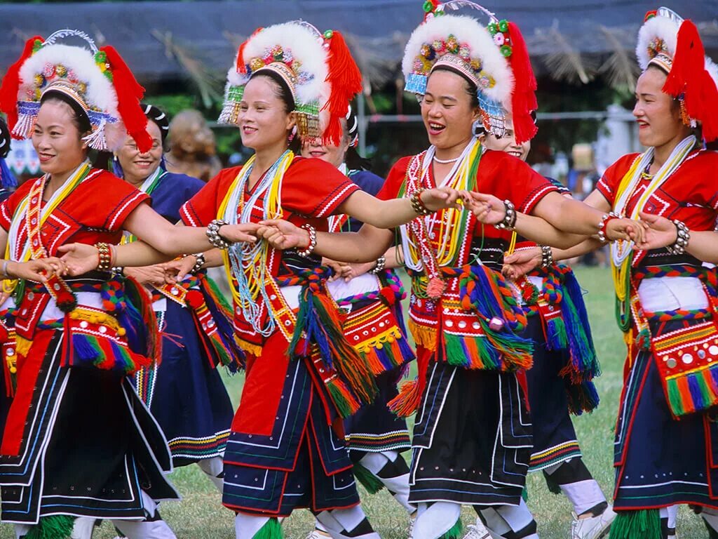 Искусство стран востока китай. Культура индии. Festival of cultures. E culture. Зеленый цвет в культуре востока.