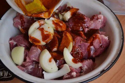 Мариновать шашлык в луке рецепт