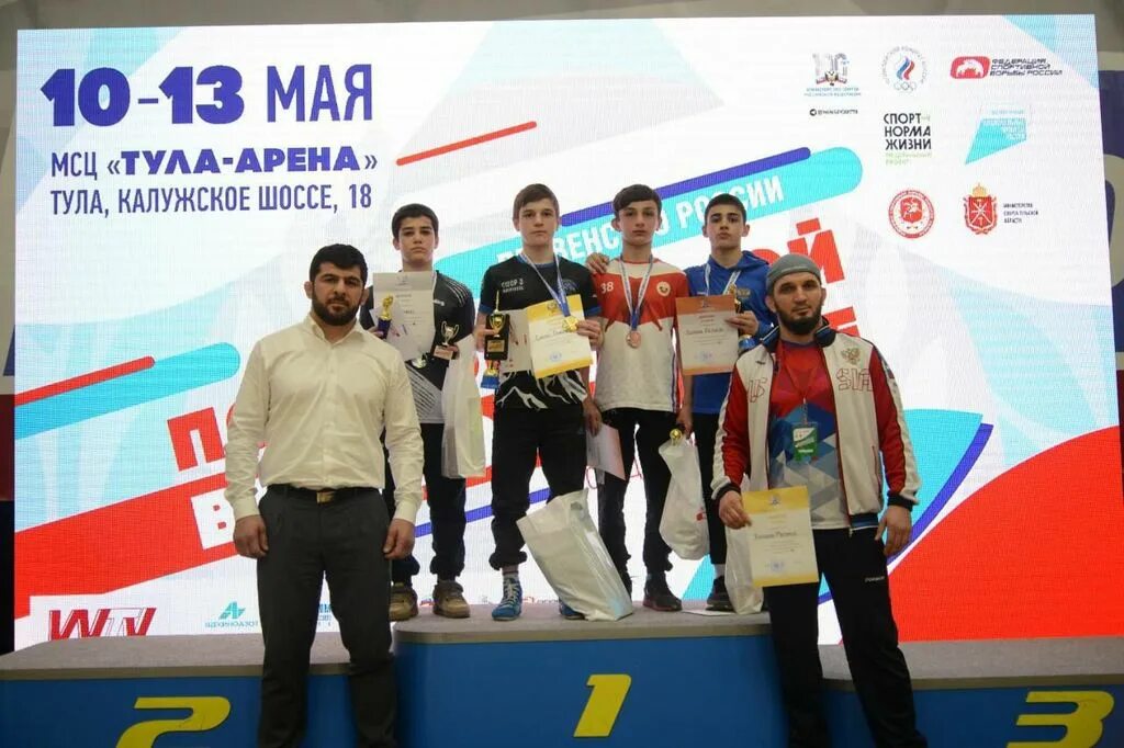 Спорт без границ вольная борьба. Вольная борьба фото. Борьба Дагестан. Вольная борьба Тыва. Юношеская борьба.