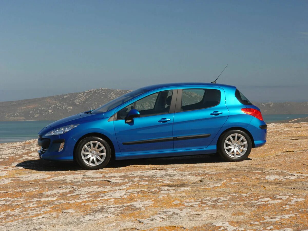 Хэтчбек 308 купить. Peugeot 308. Пежо 308 хэтчбек. Peugeot 308 5-Door. Peugeot 308 Hatchback.