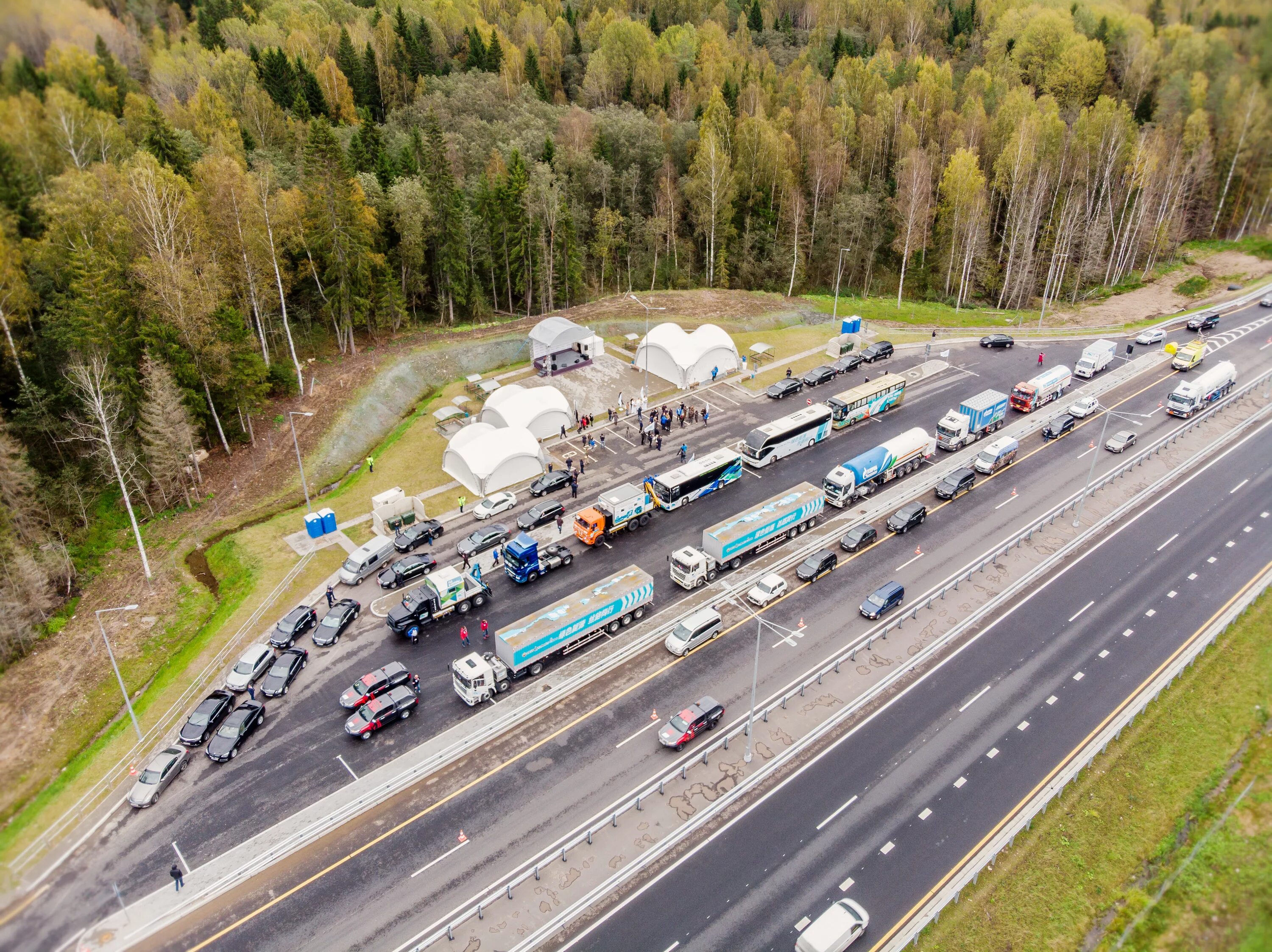 Платная дорога заправки. Санкт-Петербург трасса м11. Дорога м11 Москва Санкт-Петербург. Автомагистрали м-11 Москва Санкт-Петербург. Трасса м11 Санкт-Петербург Москва АЗС.