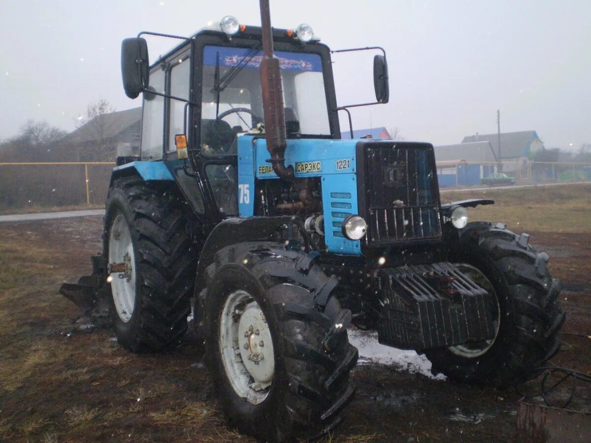 Беларус-1221 трактор. МТЗ 1221 И МТЗ 82. МТЗ 1221.2. МТЗ1221.2 технические. Авито купить 1221 бу