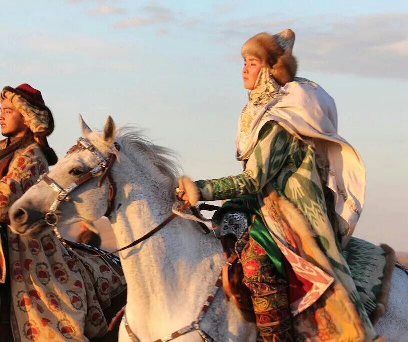 Казахское ханство одежда. Казахское ханство женщины. Казахский поп. Орыс батыр