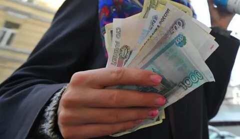 Уплата алиментов совершеннолетнему