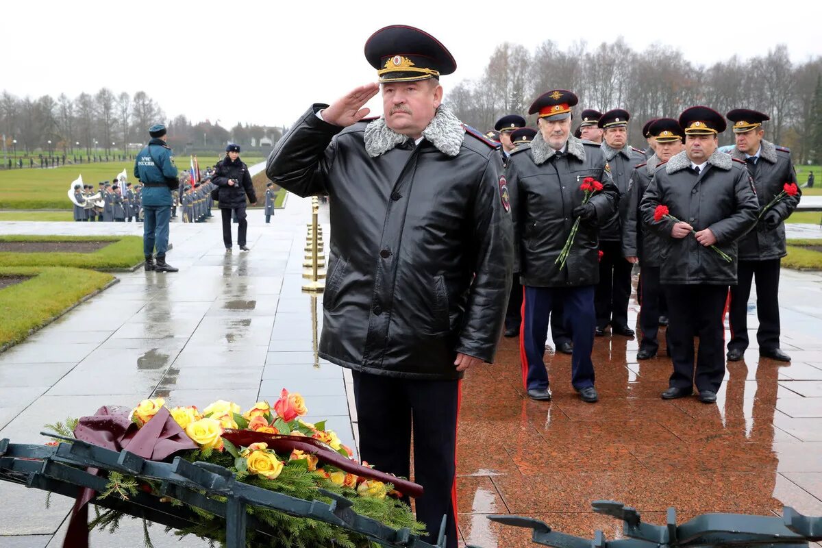 Аресты сотрудников полиции в спб последние новости
