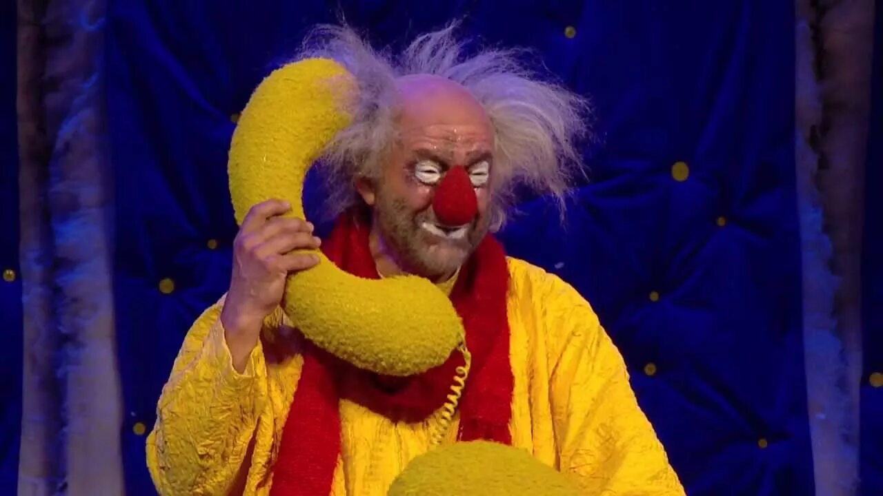 слава полунин асисяй. полунин лицедеи асисяй. клоун асисяй телефон. полунин лицедеи асисяй. вячеслав полунин лицедеи.