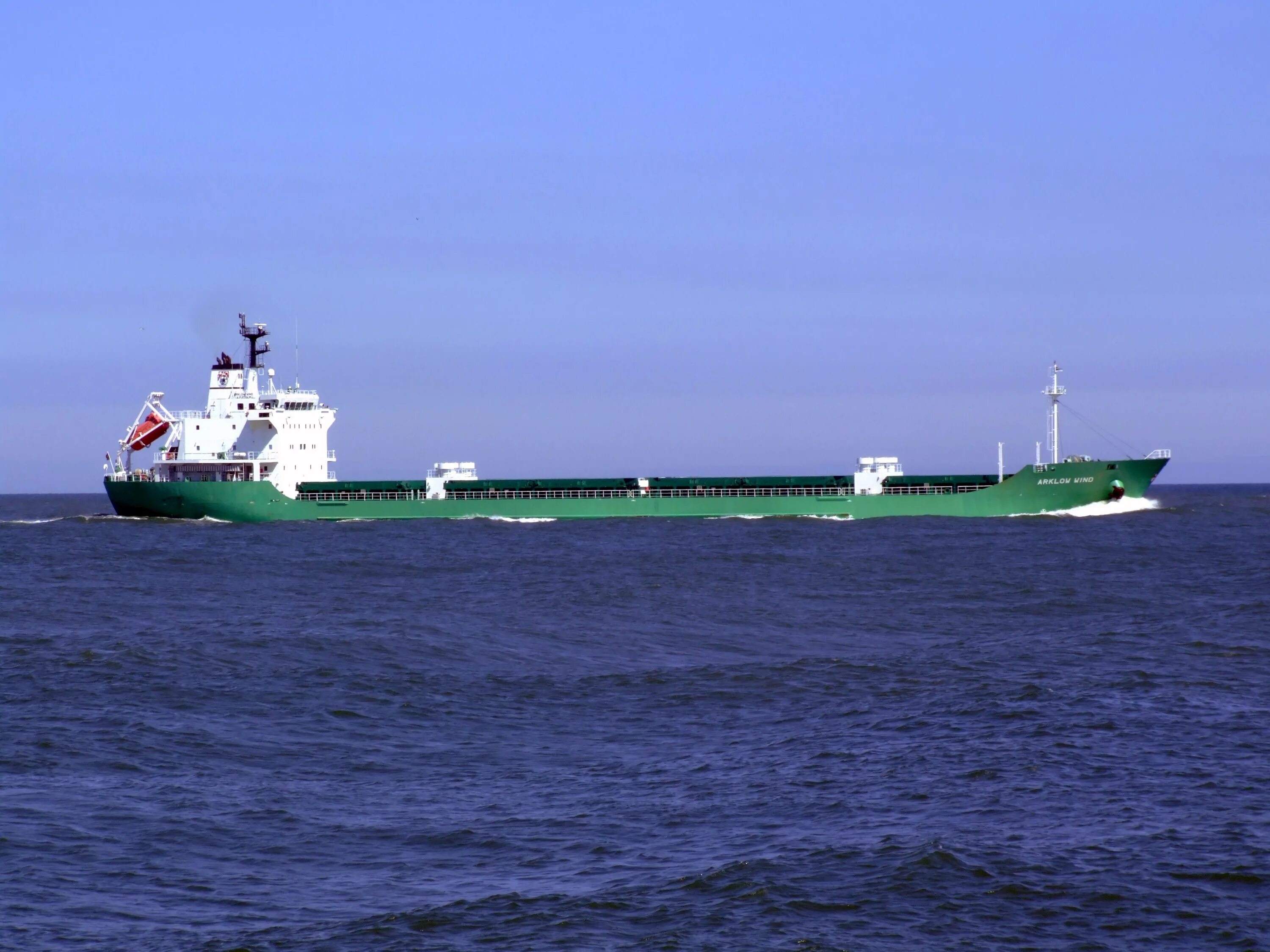Судно wind. A wind судно. savanna breeze судно. savanna wind судно. bravewind.