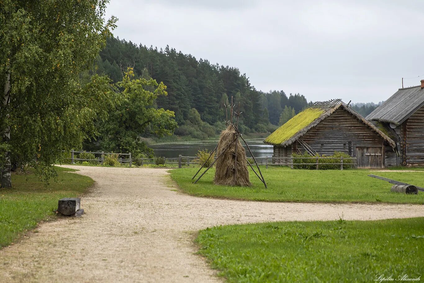 музейный комплекс бугрово пушкинские горы. деревня бугрово пушкинские горы. мельница в бугрово пушкинские горы. музейный комплекс бугрово пушкинские горы. музей мельница в деревне бугрово.