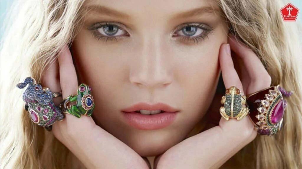 Diamond wear. Diamond wear. Серьги. Красивое ожерелье. Бриллиантовые украшения.