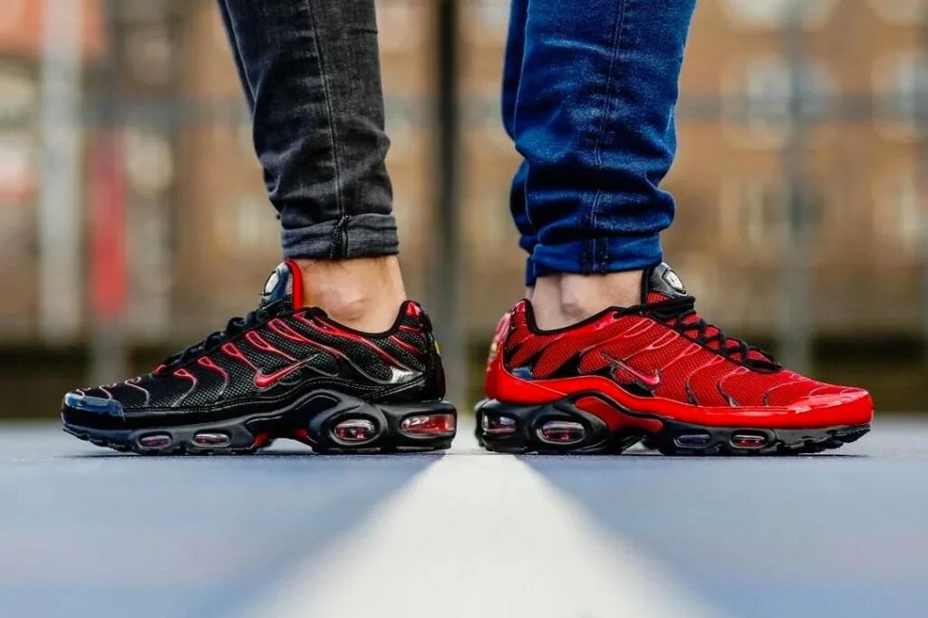 Nike Air Max TN Plus. Nike Air Max TN Plus Black. Nike Air Max 95 TN Plus. Nike Air Max 95 TN Plus Black. Найк тераскейп