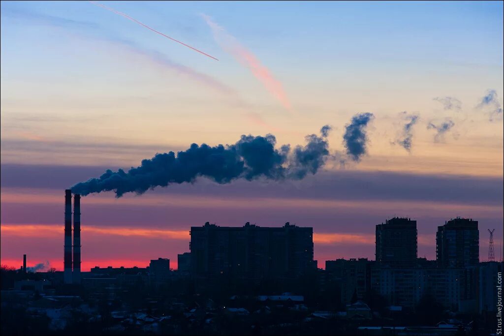 Атмосферно нижний новгород. Стрелка нижний новгород 2022. Атмосферно нижний новгород. Вспышки над нижним новгородом фото. Атмосферно нижний новгород.