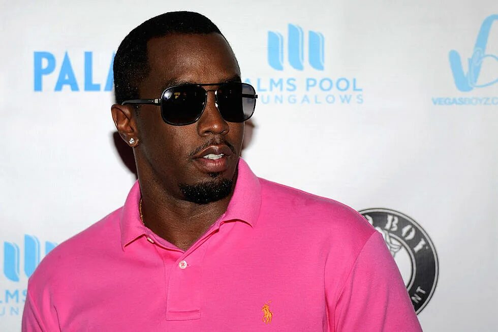 Diddy пафф. Пафф дэдди 2023. Пи дидди. Пав деди певец. Репер пав деди.