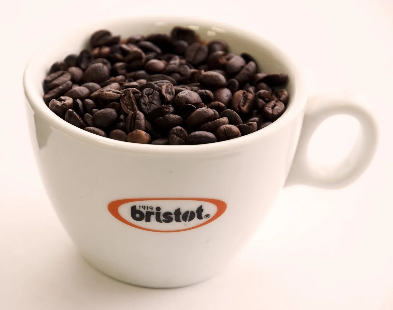 Кофе лавацца в зернах эспрессо. Лучший кофе в зернах для латте. Кофейные смеси. Цельные плоды кофейного дерева концентрат. Лучший кофе в зернах для латте.