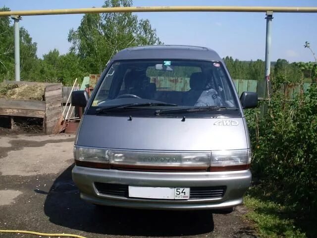 Тойота таун айс владивосток. Тойота Таун айс мини. Тойота Таун айс СПЕКС. Toyota Town Ace 1991 гос номер 334 25. Вставка между фарами Таун айс.