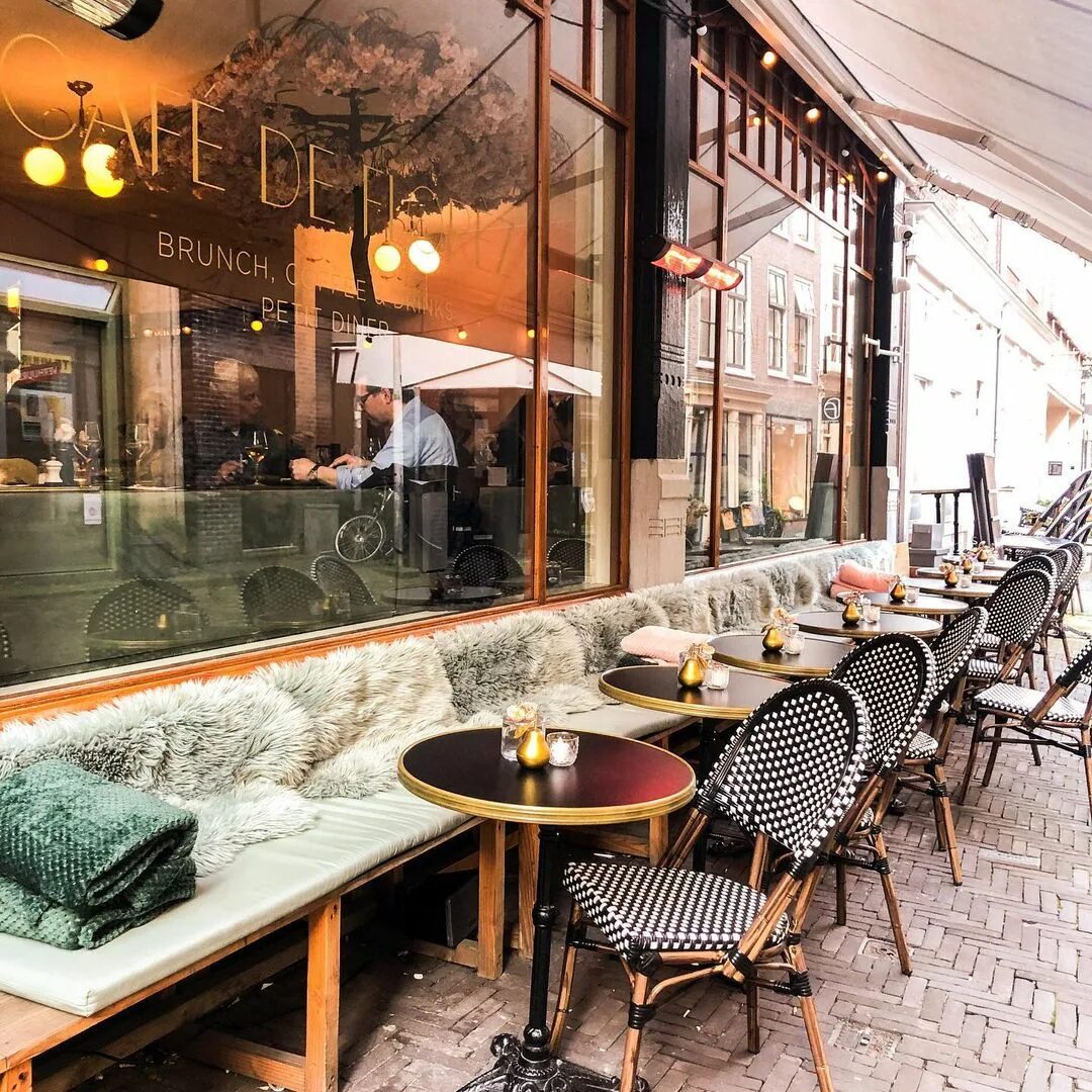 ресторан ботаника дизайнер. украшение для кофейни. кафе брусника раменское. семейный ресторан. инстаграмные кафе москвы.