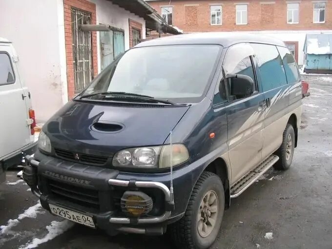 Делика 1996 года. Делика 1996 года. Mitsubishi delica 1996 года. Делика машина 1996 года. Mitsubishi delica 96 года.