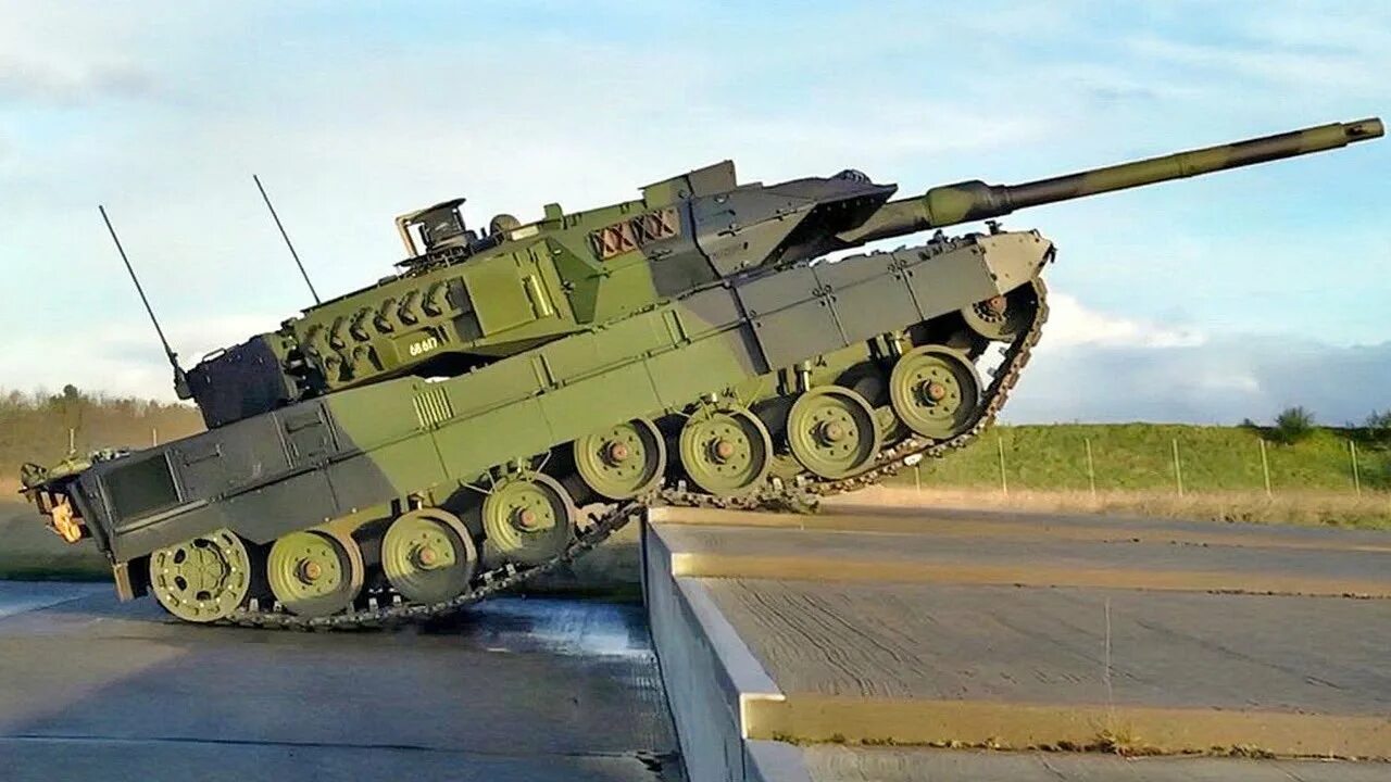 Танк леопард согнули дуло. Танк леопард 2. leopard 2a6 грузия. танк leopard 2a7.