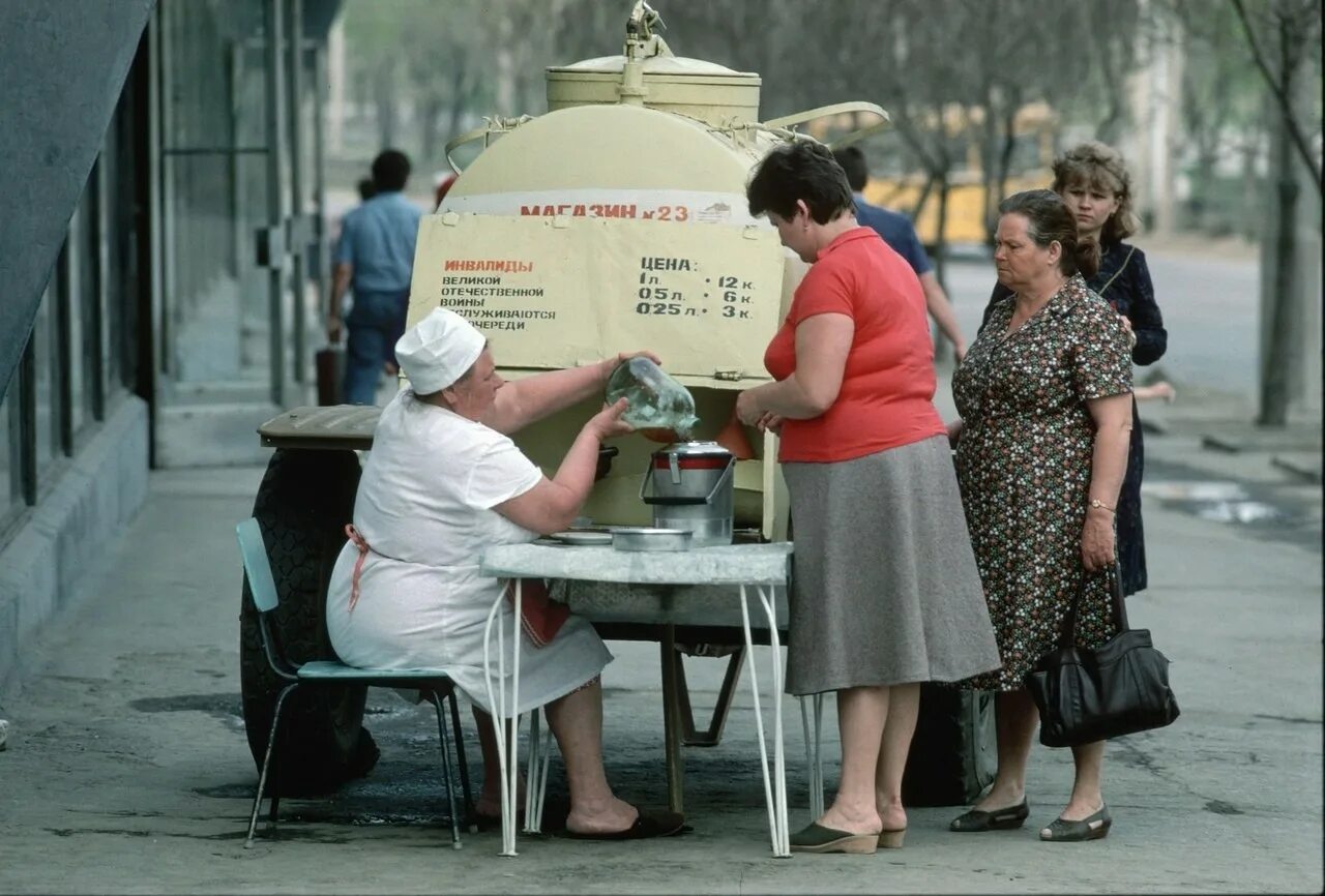 Ностальгия по СССР. Фото СССР. Советские продукты. Квас СССР. Попали в советское время