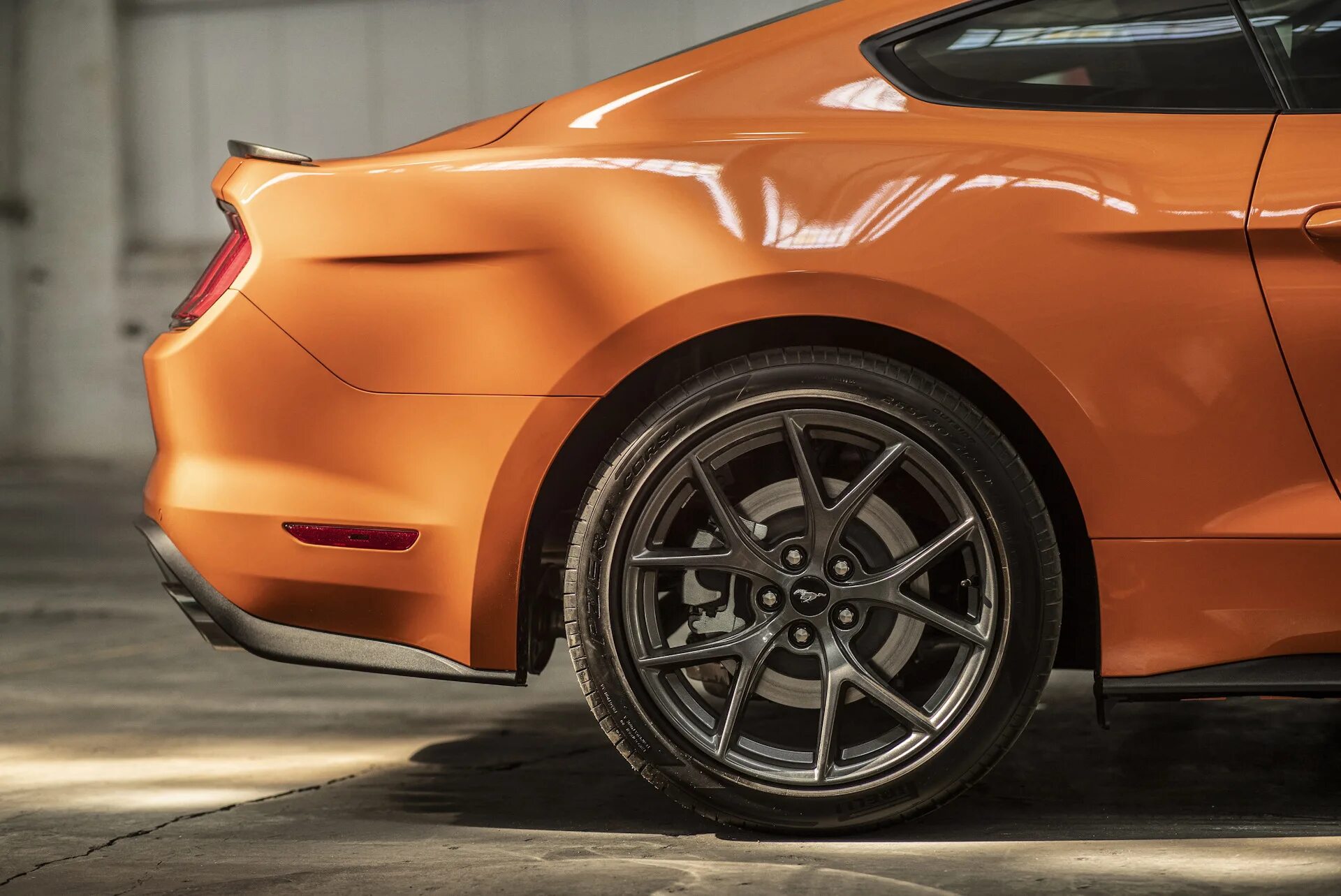Performance package. Форд мустанг экобуст. форд мустанг 2.3 перформанс. форд мустанг экобуст 2.3. ford mustang high performance.