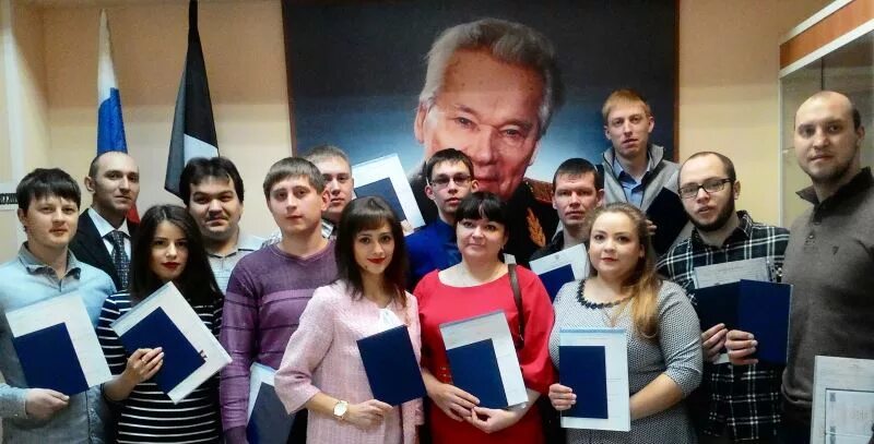 Ижгту сарапул. Спи сарапул. Сарапульский медицинский колледж день открытых дверей. Сарапульский политехнический институт официальный сайт. Политех институт в сарапуле.