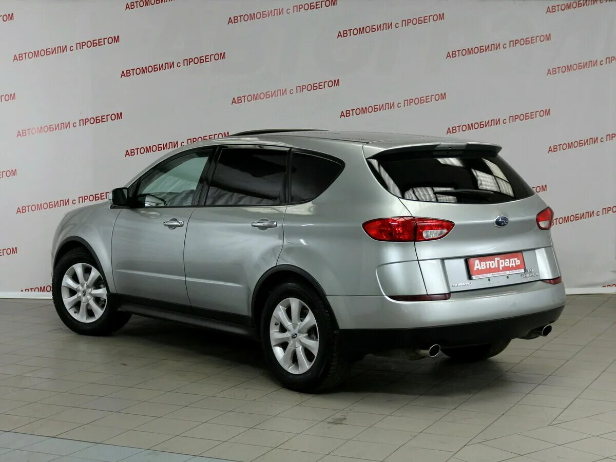 Купить автомобиль с пробегом во владивостоке. Subaru Tribeca 3.0. Subaru Tribeca 2007. Трибека 2007 3.0. Subaru Tribeca на серебристых дисках.