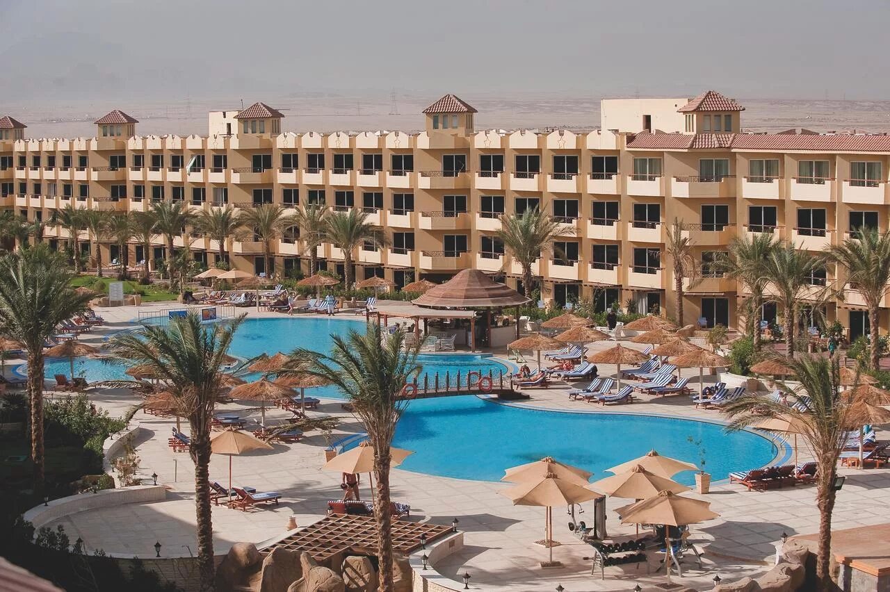 Blu spa resort hurghada 5. Albatros Beach Club Abu Soma 4. Египет Хургада отель Альбатрос Бич Абу сома. Отель Египет Albatros Beach Club. Альбатрос Бич клаб Хургада.