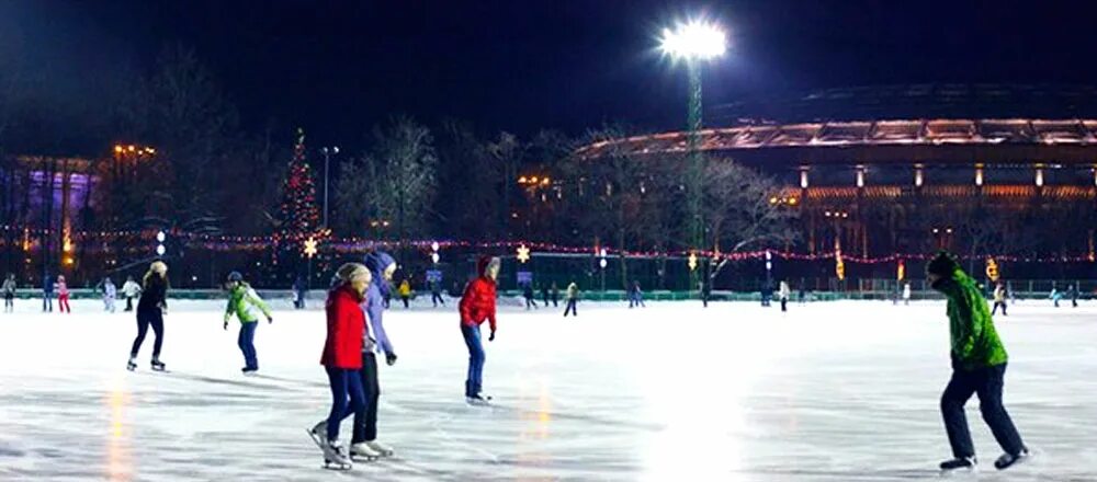 Каток на южной. Каток Южный полюс в Лужниках. Олимпийский комплекс Лужники каток. Каток Москва Лужники. Ледовый каток Южный полис Лужники.