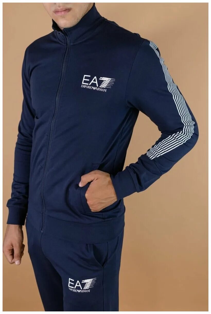 Еа7 спортивные костюмы. Ea7 спортивный синий костюм Nike. Спортивный костюм Milano ea7. Спортивный костюм ea7. Спортивный костюм Армани женский еа7.