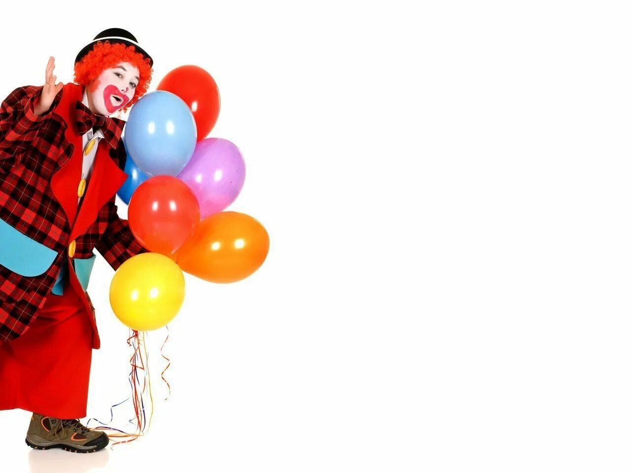 Клоун. Клоун с шариками. Счастливый клоун. Праздник клоунов. Юмор клоун