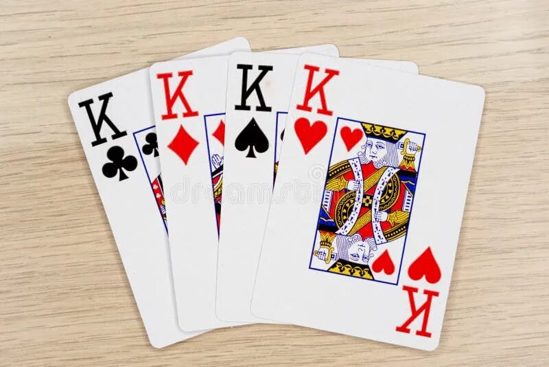Игра в карты король. Four of kind в покере. 4 Короля казино. Карта легла. Как карта ляжет.