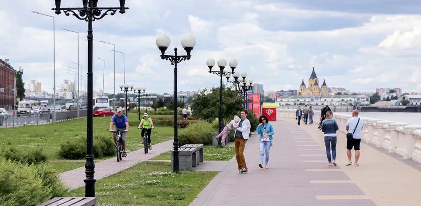 НТО на улицах Нижнего Новгорода. Фото НТО Нижний Новгород. Кафе терраса Нижний Новгород.