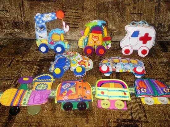 Игрушка своими руками ребенку 6 лет. Игрушка для детей 2 года из подручных материалов. игрушки для мальчика 4 года своими руками. машинка своими руками из подручных материалов для детского сада. игрушки самоделки с малышами 3 лет.