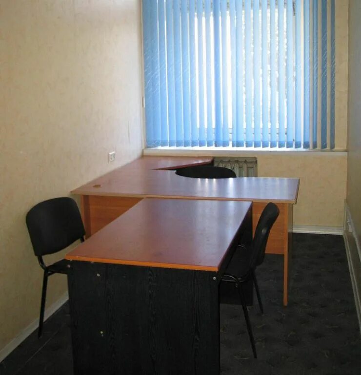 Налоговая 23 ип. Маленький офис 10 м2. Фото пустого кабинета. Сниму офис до 10м2. 27 Кв м фото офис старые.