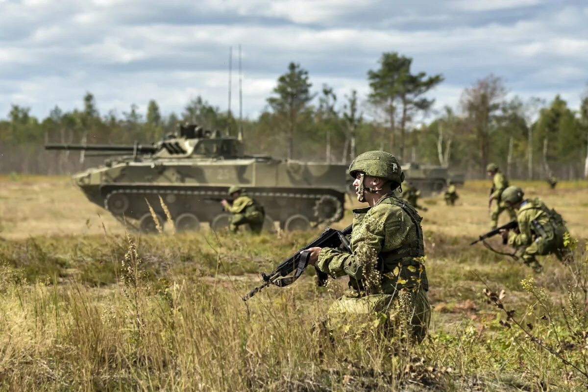 Военная 2. Учения Запад 2020-2021. Славянское братство 2020 учения. ВДВ учения 2020. Учения Запад 2013 Каменка.