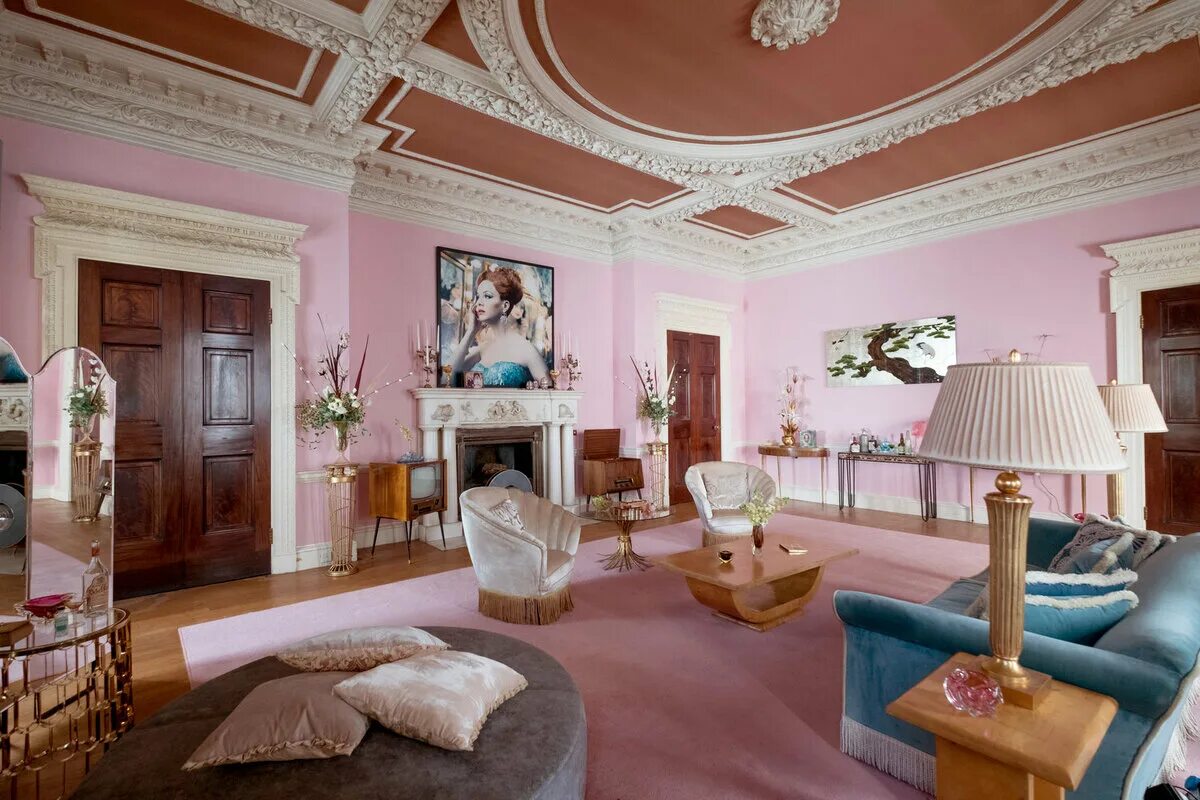 Комната агаты. Оксфордшир дом агаты кристи. Винтербрук дом кристи. Агата кристи музей. Комната агаты.