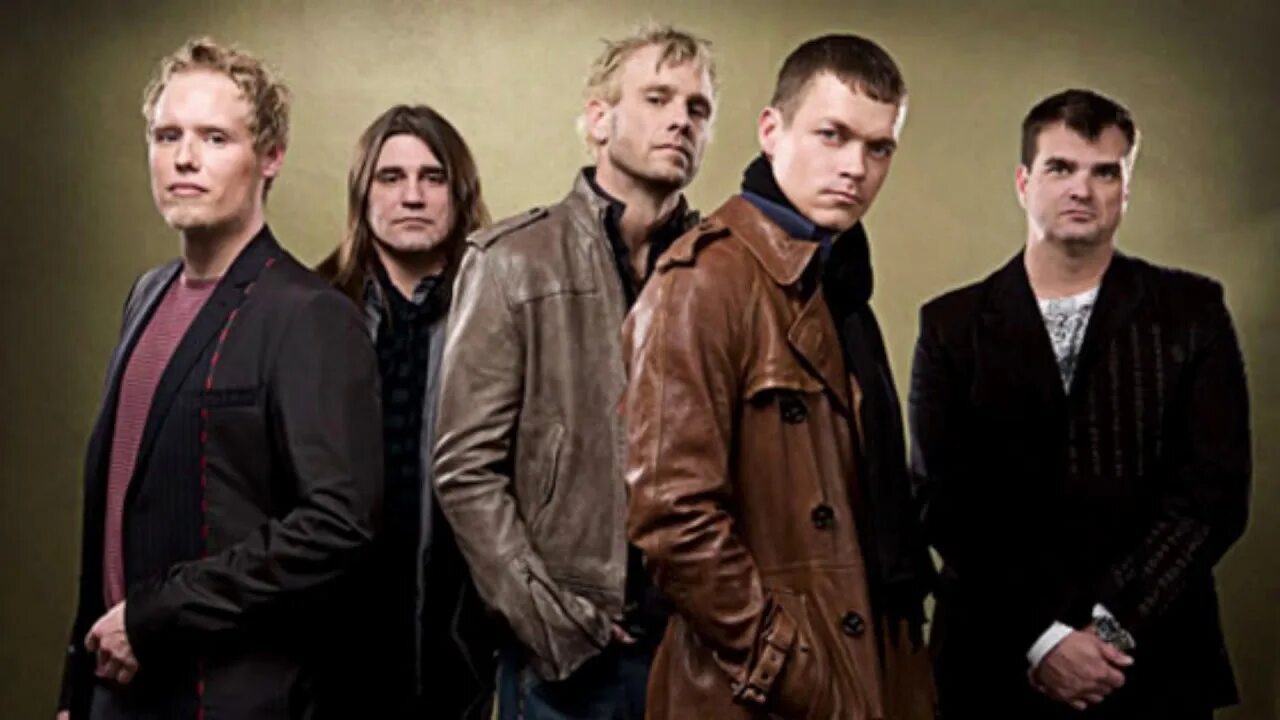 The greatest hits 3 doors down. 3 doors down альбомы. 3 door down london. 3 doors down рок-группа. Believer 3 doors down.