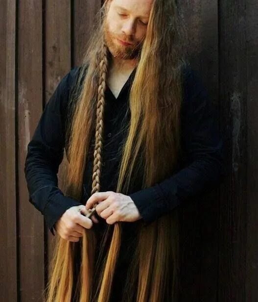 крис ранкин с длинными волосами. брок о херн и лассе матберг. как называются парни с длинными волосами. брок о херн. лонг хэйр.